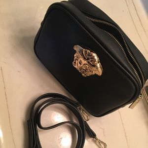 Cute bag! with gold hardware